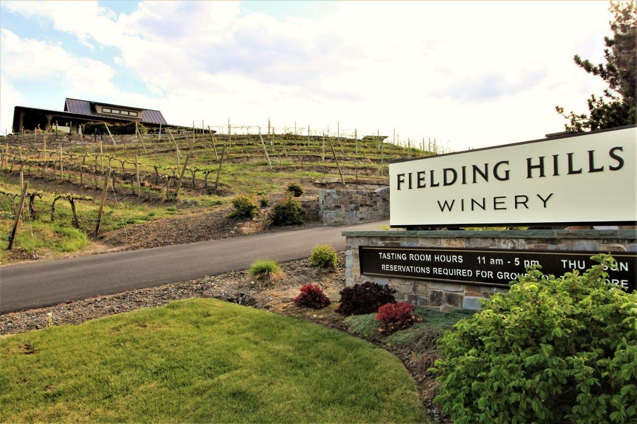The Vineyards Lodge Chelan Exterior foto